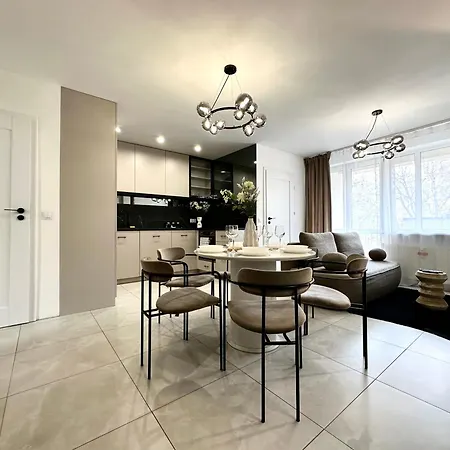 Apartamento Laciarska 59 3 - 200m Main Square - Self Check-in 20h - Balcony