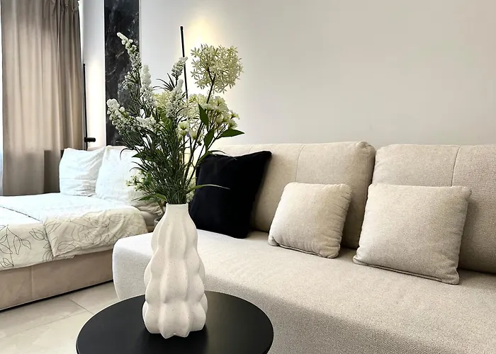 Laciarska 59 3 - 200m Main Square - Self Check-in 20h - Balcony Apartamento Wrocław