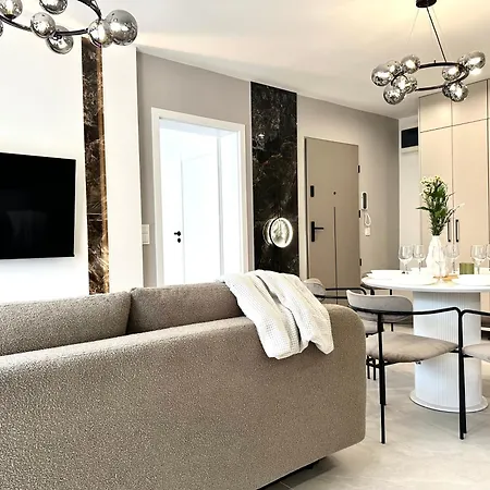 Laciarska 59 3 - 200m Main Square - Self Check-in 20h - Balcony