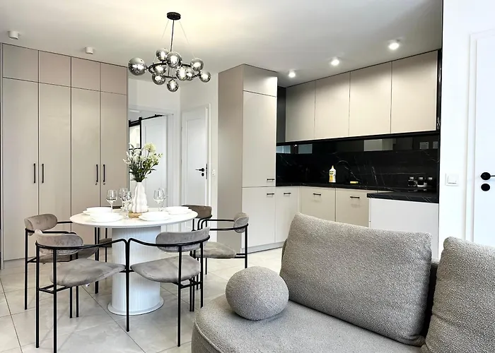 Laciarska 59 3 - 200m Main Square - Self Check-in 20h - Balcony Apartament